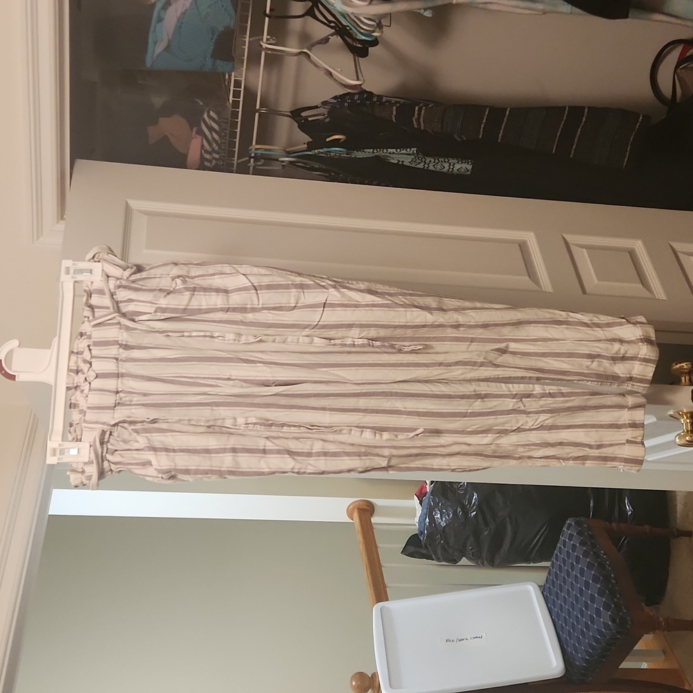 Grey and white vertical striped cotton pants, stretchy waistband, size medium